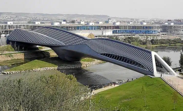 Pabellón Puente. Zaha Hadid. Zaragoza