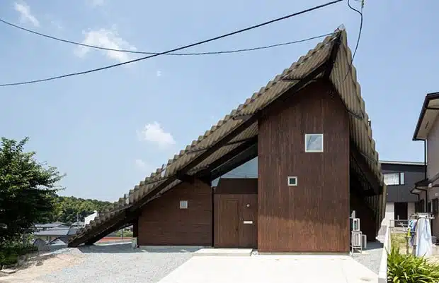exterior de la rain shelter house, Casa en Japón. ROOM Diseño