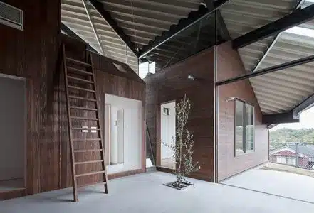 Interior de la rain shelter house, Casa en Japón. ROOM Diseño