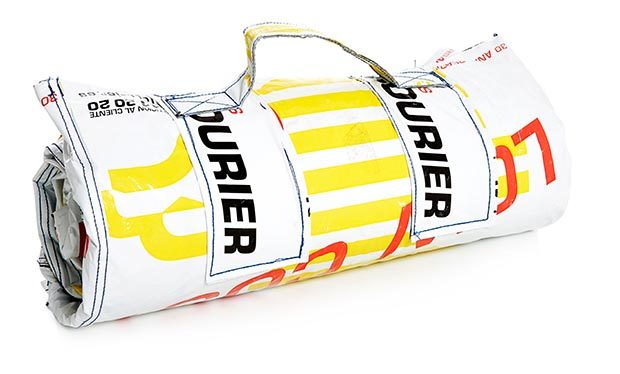 160.000 bolsas y un destino. Concurso de diseño español de Diseño y Reciclaje con bolsas de Halcourier