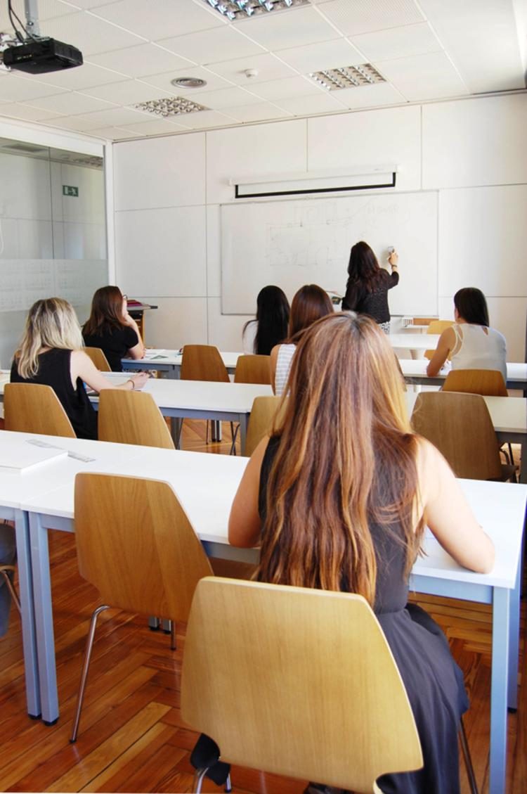 El curso de Decoración e Interiorismo acreditado por la Universidad Rey Juan Carlos