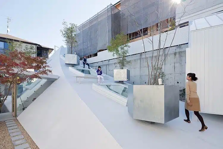 Arquitectura japonesa residencia. House K. Sou Fujimoto. Fotos: Iwan Baan