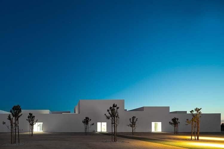 Escuela Vila Nova da Barquinha. Aires Mateus. Arquitectura portuguesa