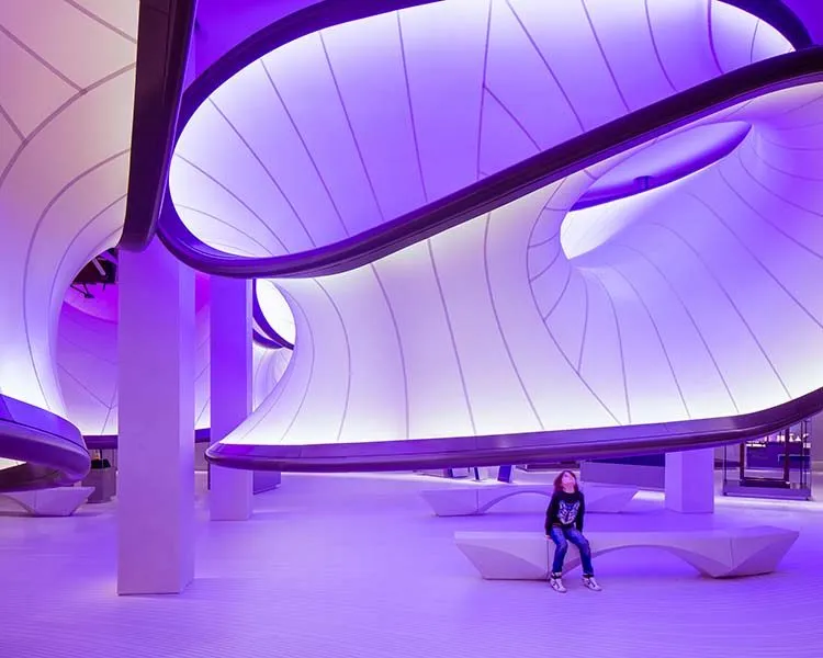 The Winton Gallery. Zaha Hadid Architects. Premios Inside World Interior of the Year