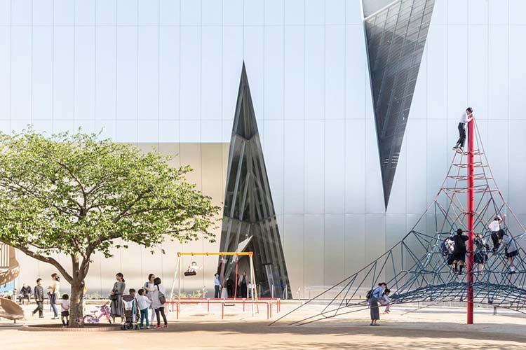 Arcaid Images Architectural Photography Awards. La mejor fotografía de arquitectura de 2017. Sumida Hokusai Museum. Tokyo. Kazuyo Sejima. Foto: Laurian Ghinitoiu