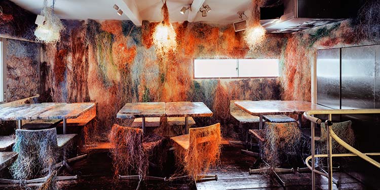 Tetchan Yakitori Bar. Tokio. Kengo Kuma