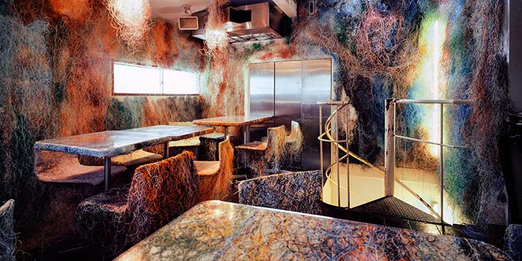 Tetchan Yakitori Bar. Tokio. Kengo Kuma