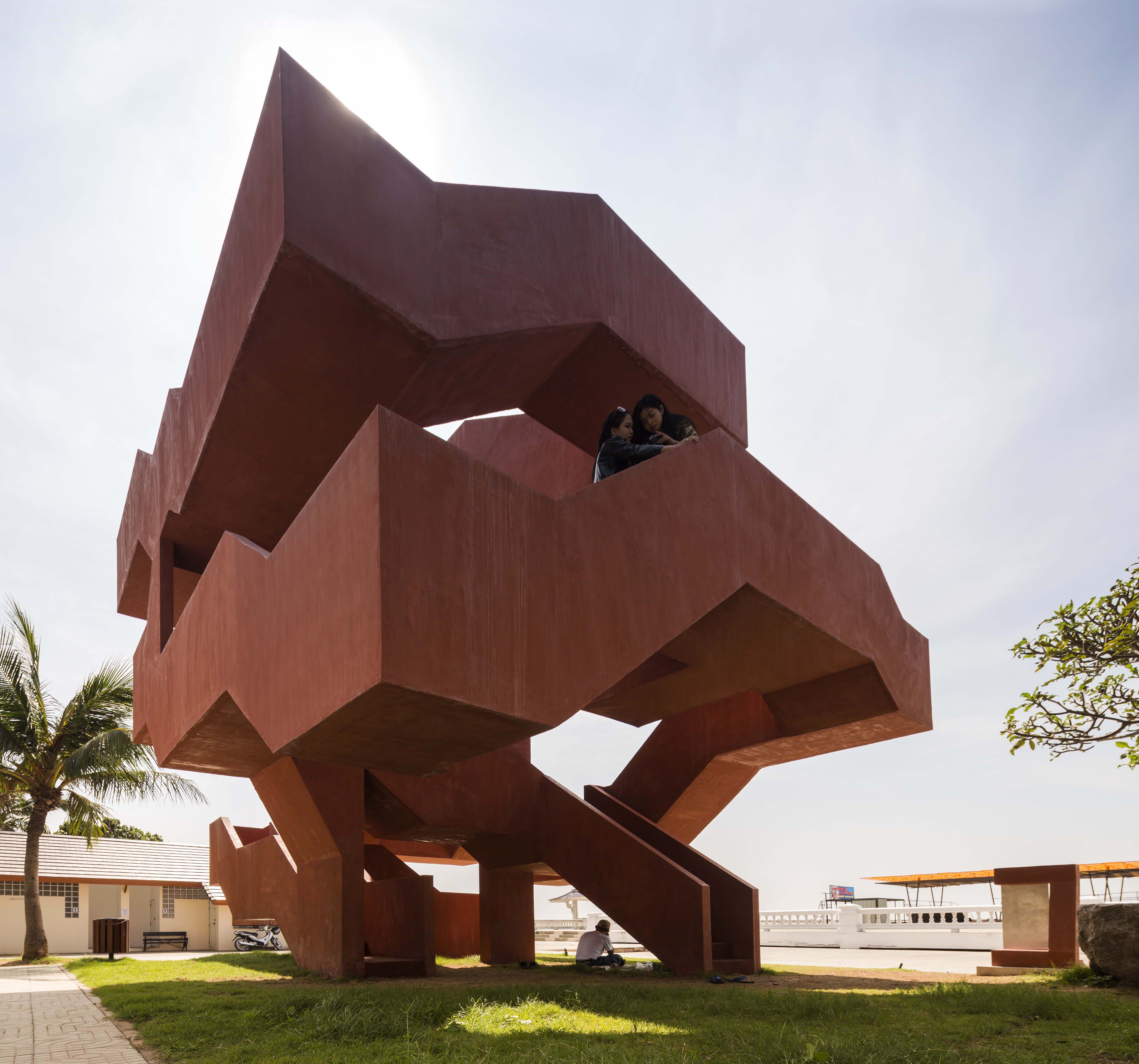 microarquitectura. 10 Cal Tower. Supermachine Studio. Bangsaen. Tailandia. 2014