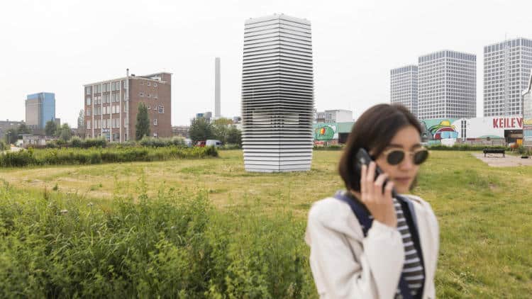 Studio Roosegaarde, Smog Free Tower