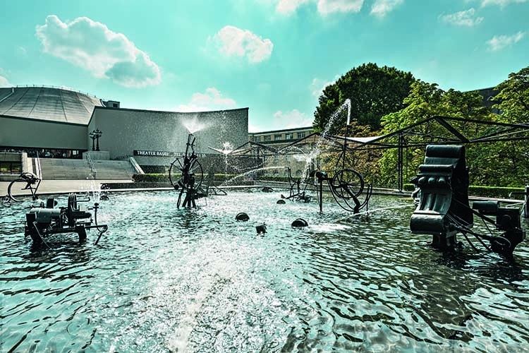 Viaje cultural a Suiza. Fuente de Tinguely. Basilea.