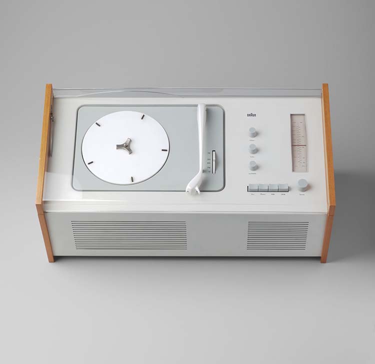 Ramón Esteve escribe dobre Sk-4 de Dieter Rams para Braun