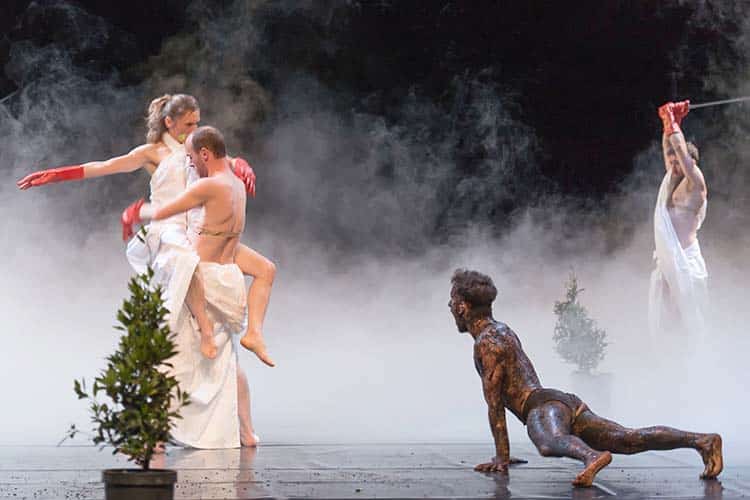 Mount Olympus. Jan Fabre. Troubleyn. Artista interdisciplinar