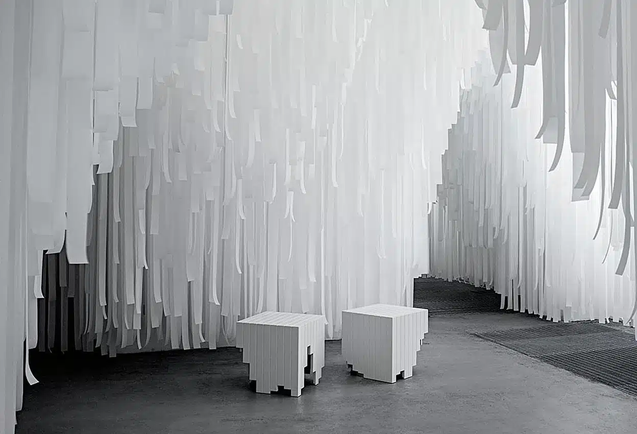 COS. Instalación Brera, Milan Design Week. 2015. Snarkitecture. Entre el interiorismo lúdico y la instalación artística