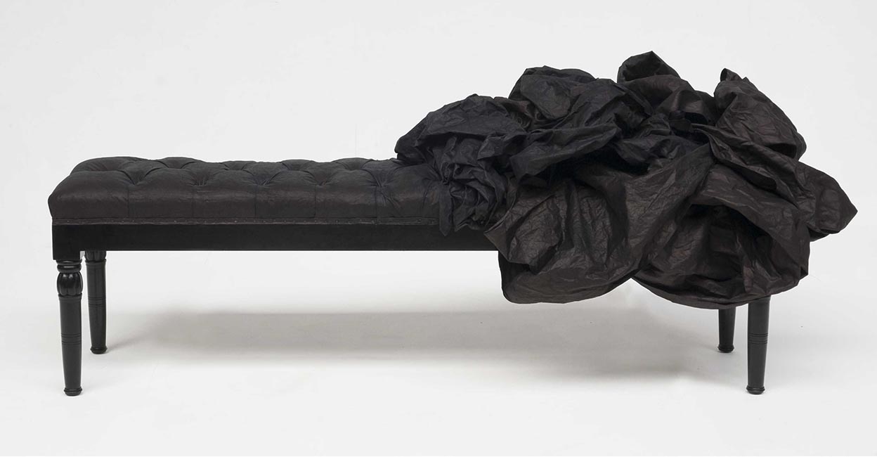 JamesPlumb. Diseño emocional. Indigo Bench Burnished Indigo