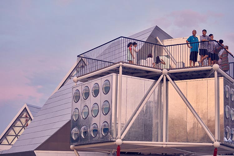 People’s Station. Arquitectura modular de People’s Architecture Office