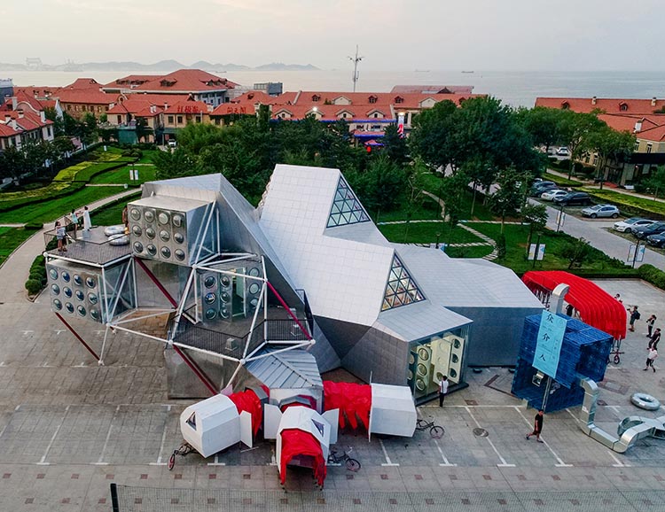 People’s Station. Arquitectura modular de People’s Architecture Office