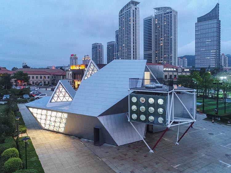 People’s Station. Arquitectura modular de People’s Architecture Office