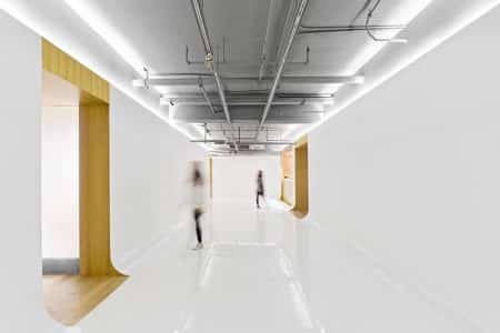 Lelege Art Space. Blue Harbor Store.Estudio de arquitectura chino Archstudio. Interiores de madera