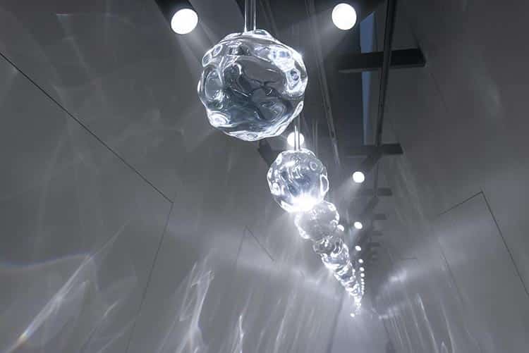Raytrace. Diseñador británico Benjamin Hubert y Dekton Cosentino en Fuorisalone de Milan Design Week