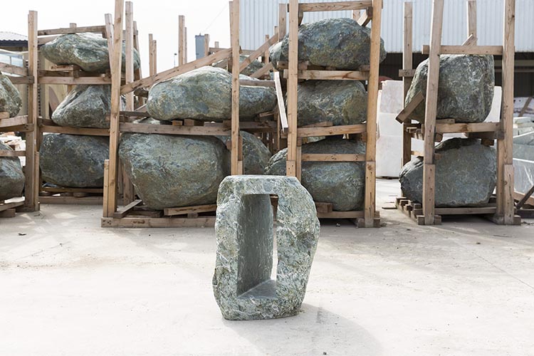 Muebles de piedra. Rooms studio. Nata Janberidze. Keti Toloraia. Life on Earth