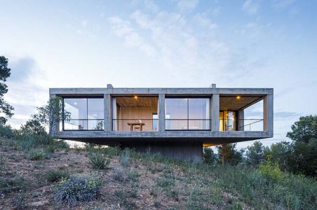 Solo Houses. USM. arquitectura de autor. Pezo von Ellrichshausen