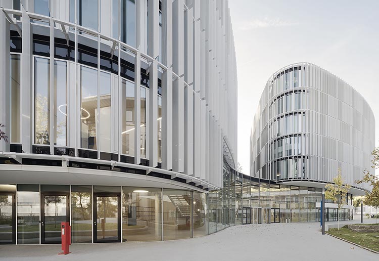 Centro de atención al cliente de Bosch. Luz y usabilidad en la arquitectura de Wulf Architekten