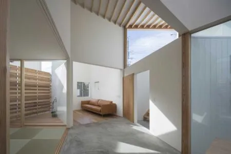 Casa en Hokusetsu. Tato Architects