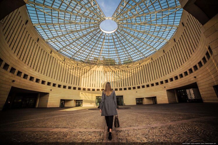 Edificio y cúpula del MART. Trentino