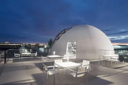 Sphere de Oscar Niemeyer