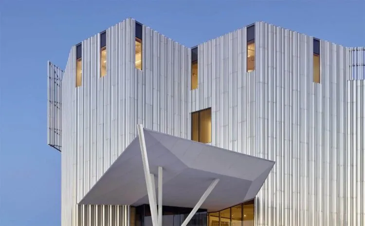 Rand Elliott Architects. Oklahoma Contemporary Arts Center