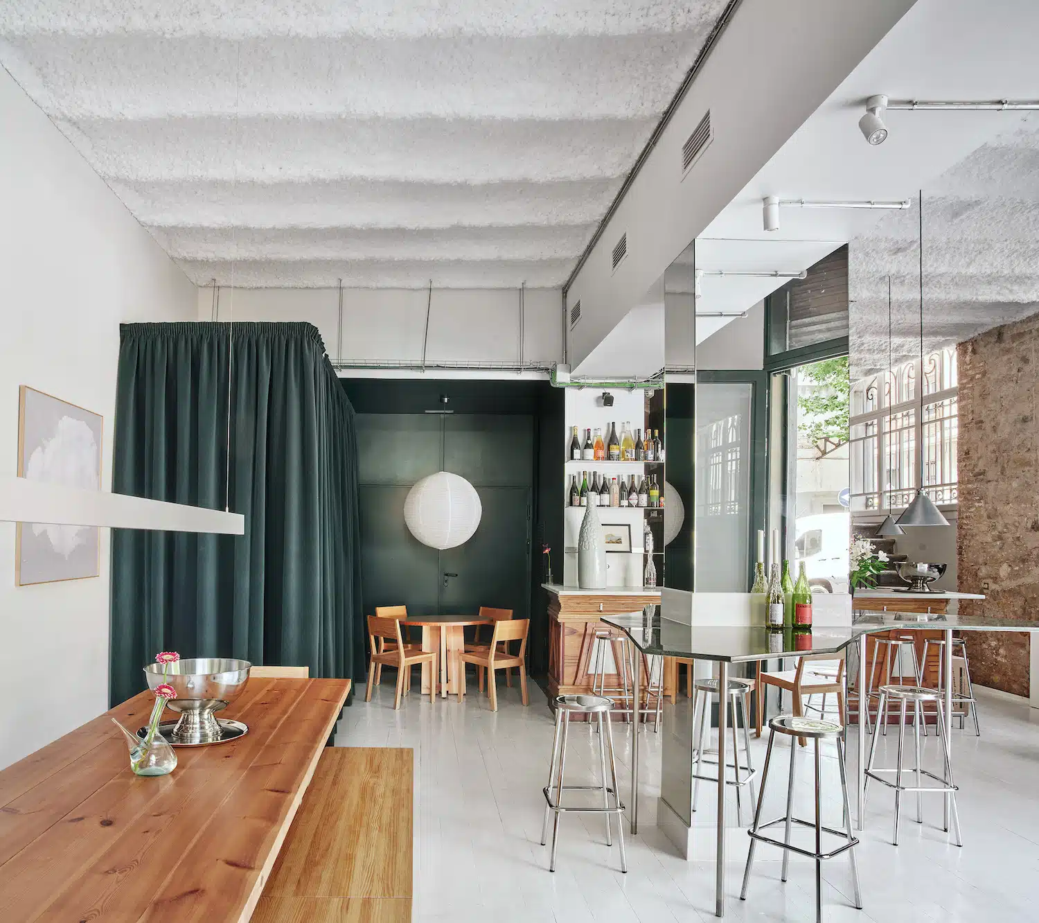 Tiberi Bar, Tiberi Club, H3O Architects