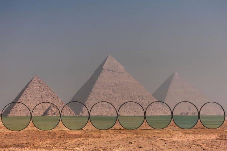 Horizon. Costas Varotsos. Forever is now. Pirámides de Giza. Antiguo Egipto.