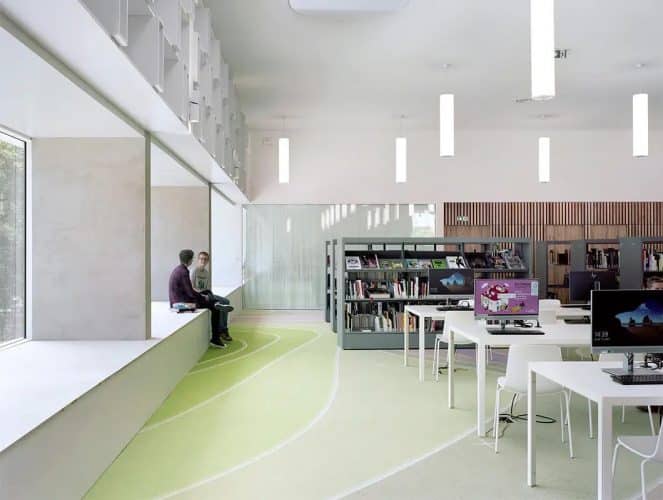 Biblioteca B!B. mobiliario ergonómico. Enea