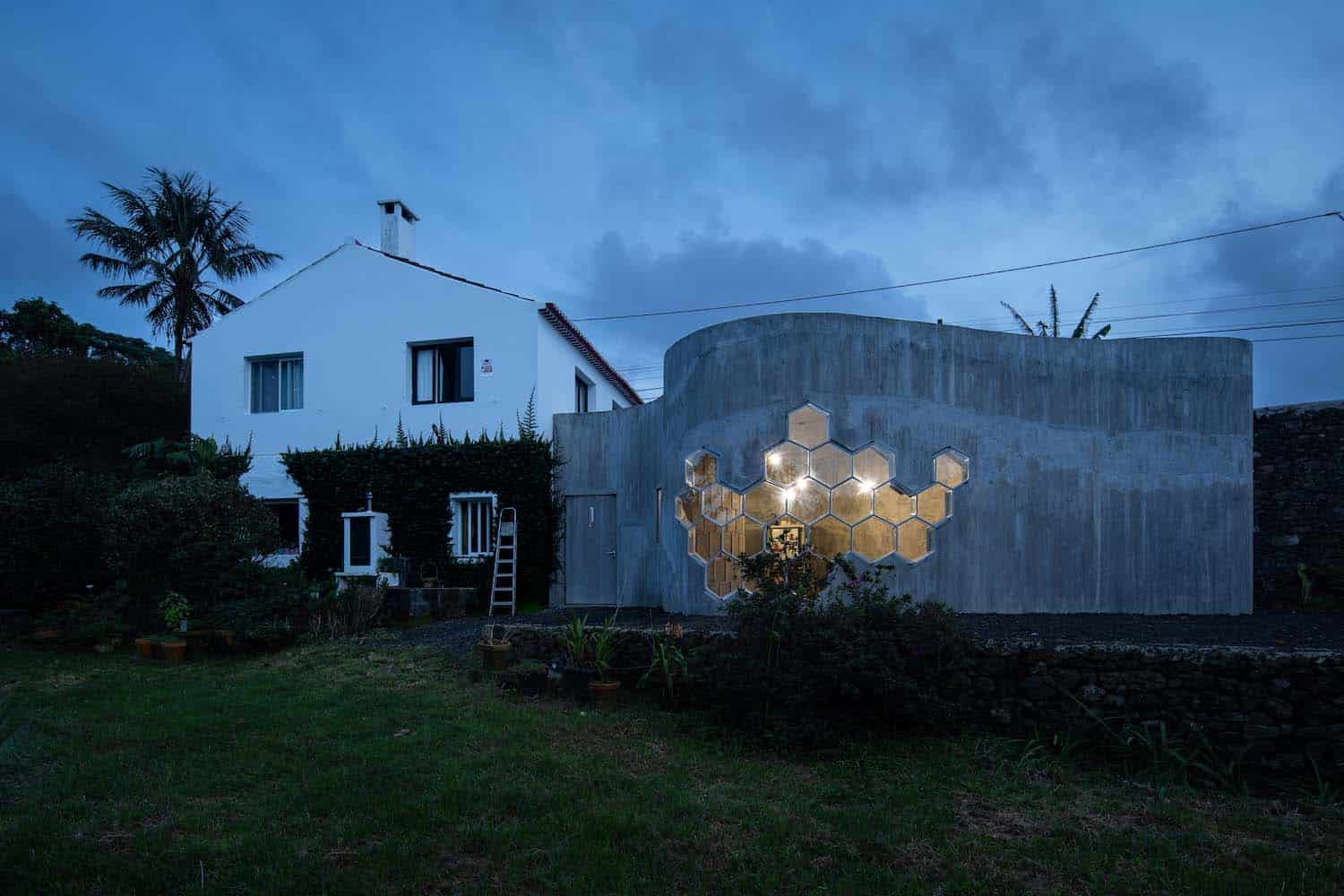 Bernardo Rodrigues, Azores