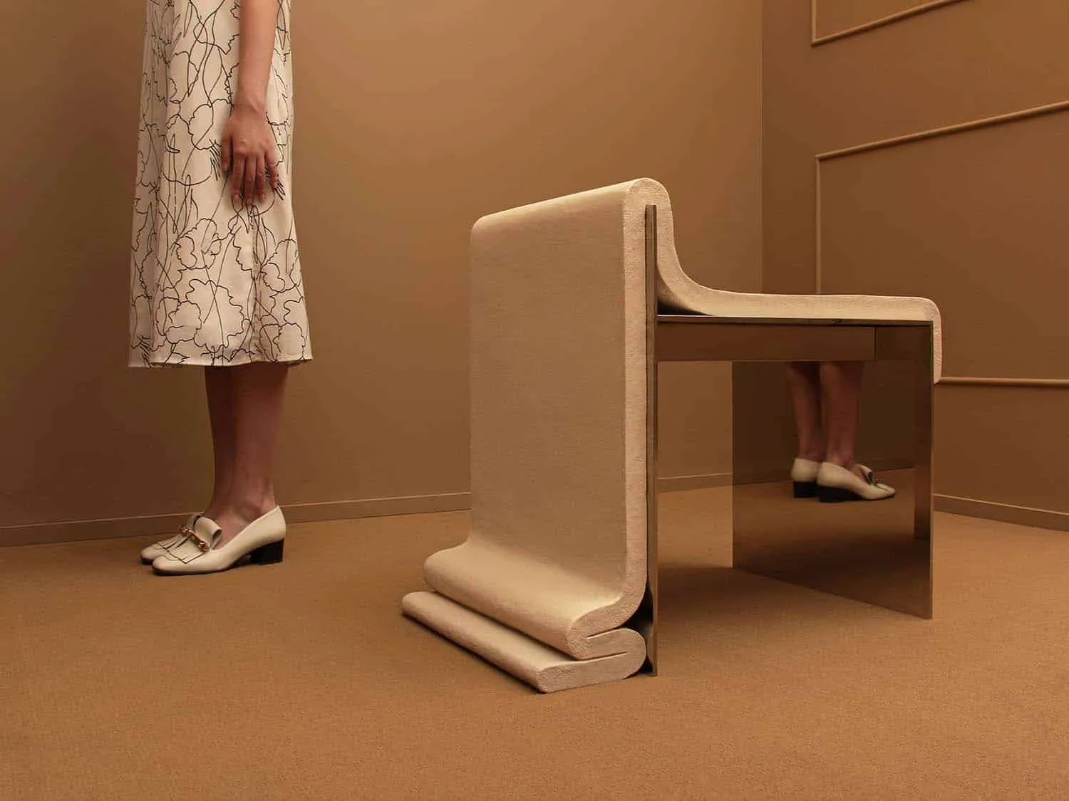 Concrete Melt Chair. Bower Studios. Diseñadores americanos