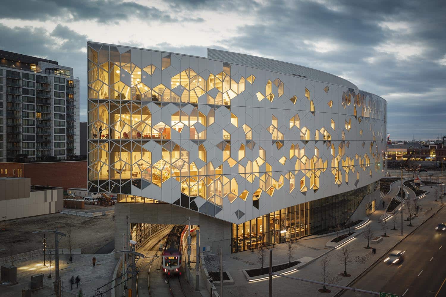 Calgary's New Central Library. Snøhetta. Bibliotecas contemporáneas