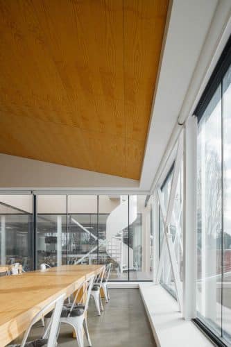 oficinas compartidas. Paulo Merlini Arquitectos. E goi. Clavel Kitchen