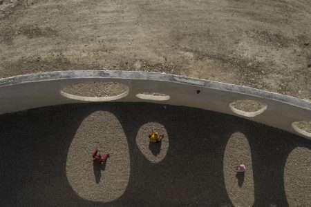 DAAZ Office. Escuela rural en Irán. Arquitectura circular
