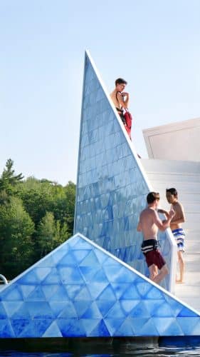 Iceberg Bulot + Collins. Arquitectura flotante