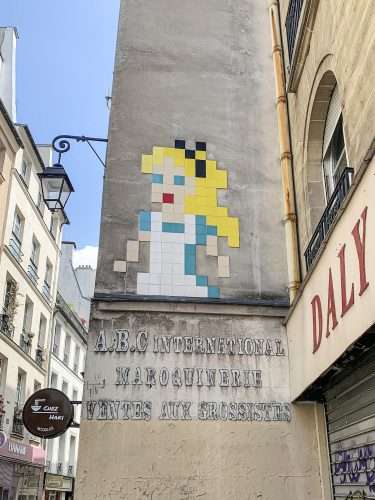 arte urbano. arte callejero. ayuntamiento de París