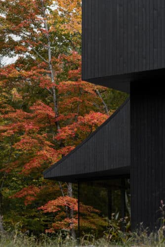 Garaje, MEV House, Jean Verville, Luis Barragán