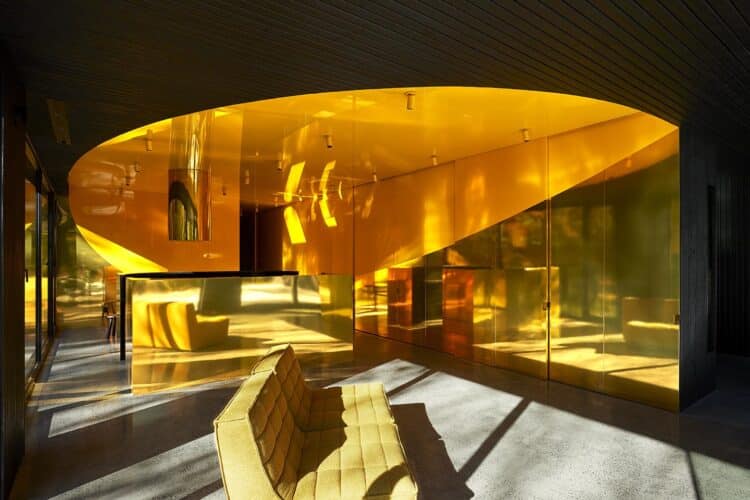 Garaje, MEV House, Jean Verville, Luis Barragán