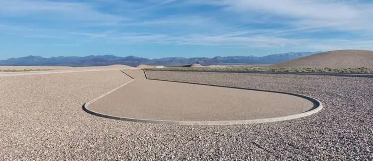 Michael Heizer. desierto de Nevada