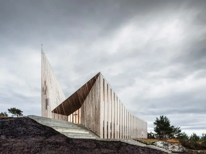 Community Church Knarvik. Hordaland, Noruega. Reiulf Ramstad Arkitekter. Arquitectura nórdica