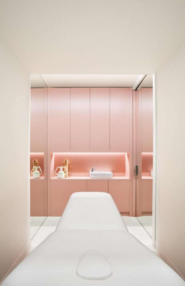 Clínica médica multisensorial diseñada por Héctor RuizVelázquez