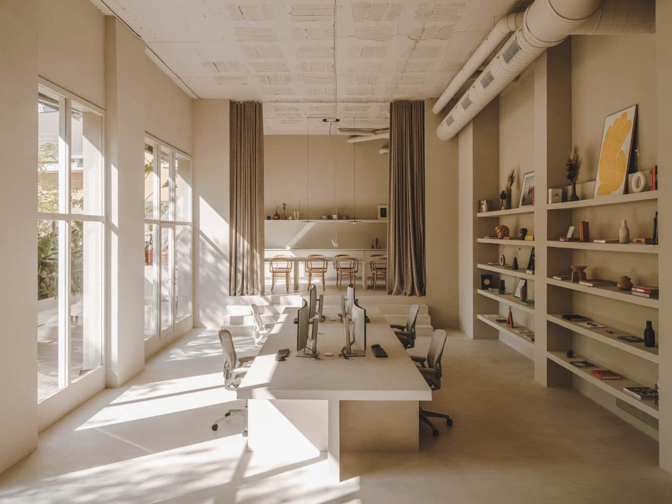 Isern Serra, diseño barcelonés, espacios de trabajo, diseño digital