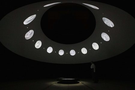 Sometimes the river is the bridge. Olafur Eliasson. Exposición contra la huella de carbono