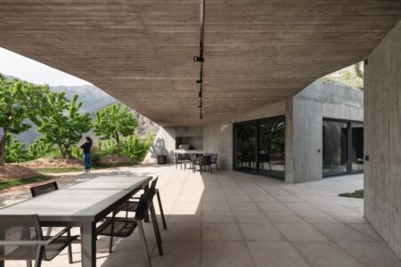 casa enterrada, cubierta verde, Olgoo, The Inside Home