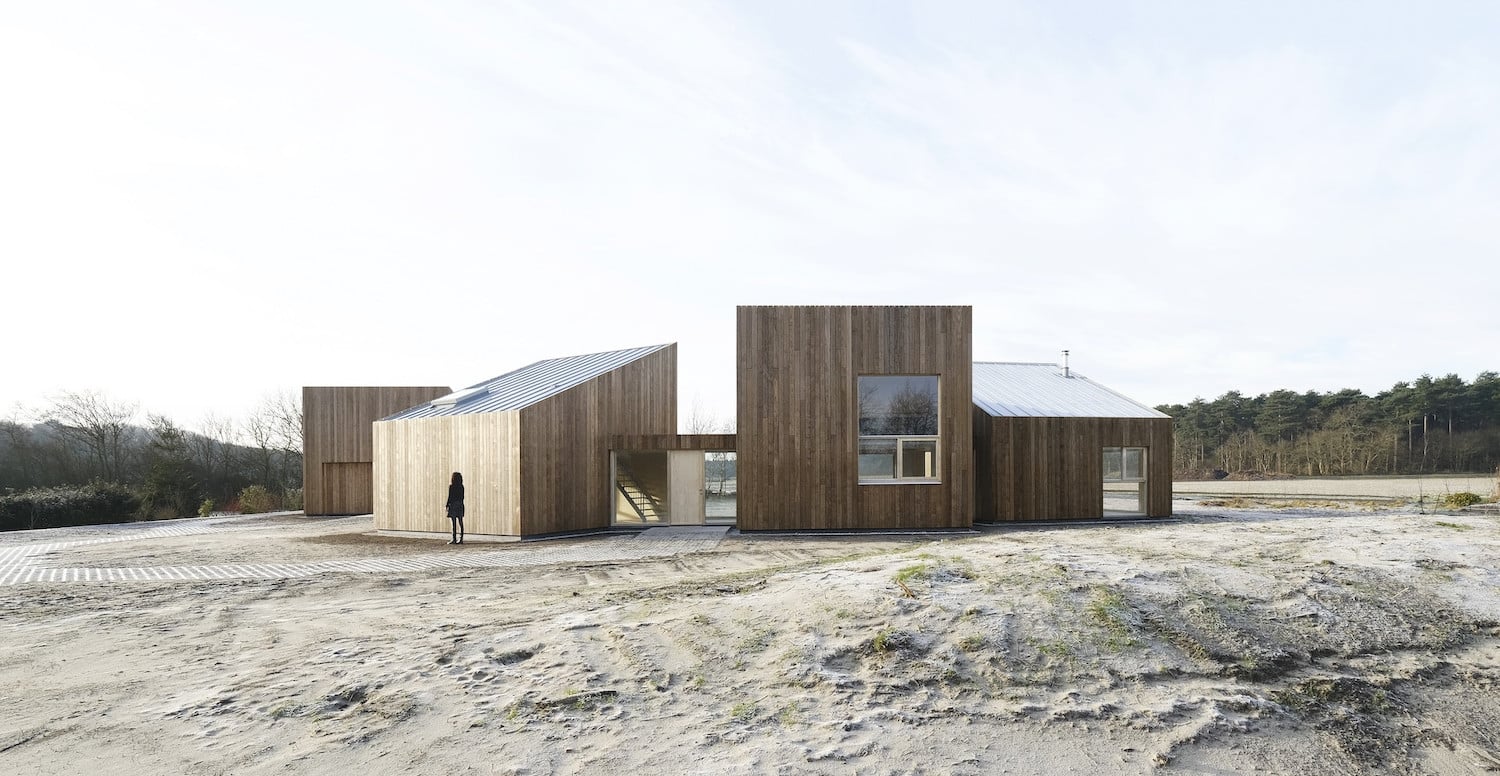 arquitectura residencial, casa de madera, casa fragmentada, Studio To Po Ma, Tidal House