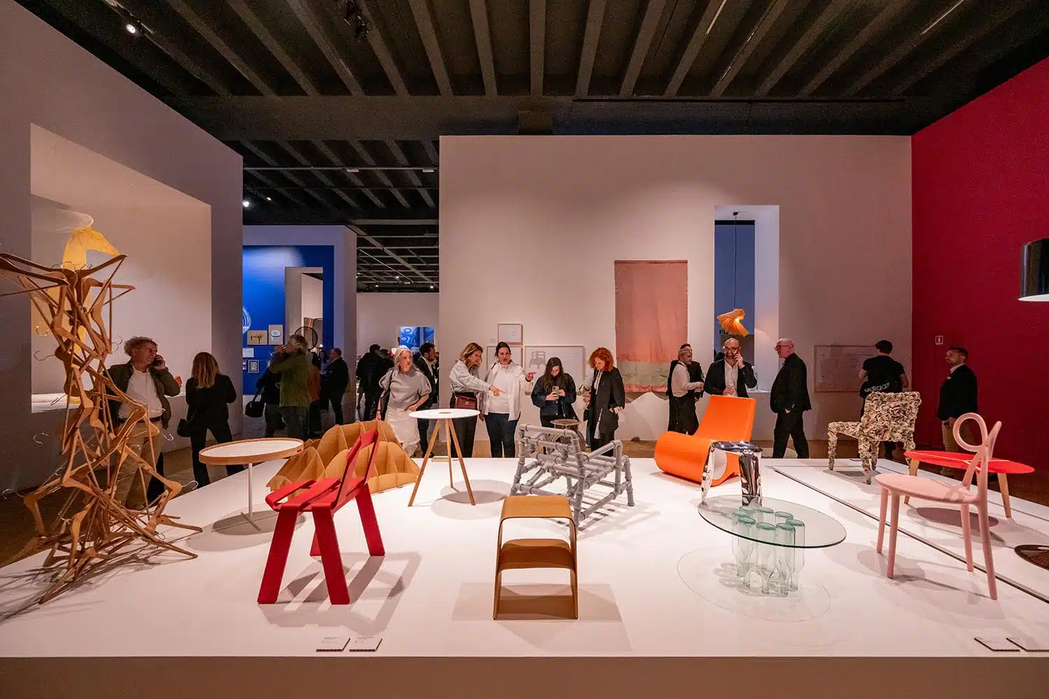 Universo Satellite. 25 años de SaloneSatellite del Salone del Mobile.Milano. Triennale Milano